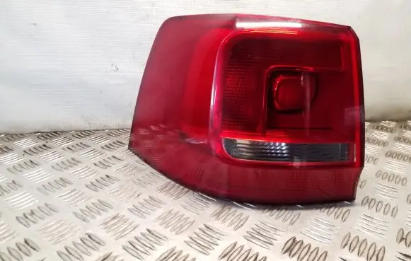 Volkswagen Sharan Rear/tail lights 7N0945095E