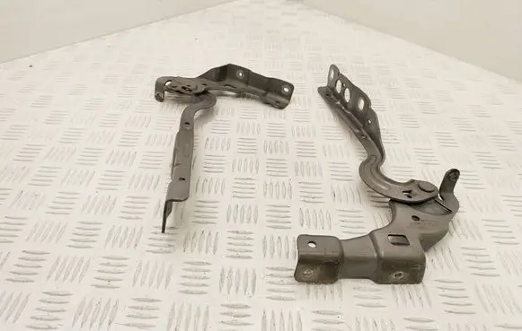 Citroen DS4 Engine bonnet/hood hinges 9687515780B 9687536680