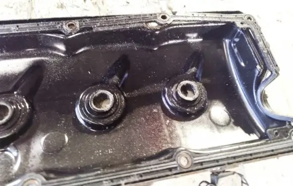 Audi A6 S6 C5 4B Rocker cam cover 