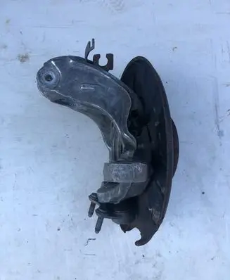 Volkswagen PASSAT B6 Front wheel hub spindle knuckle 3Q0407258F