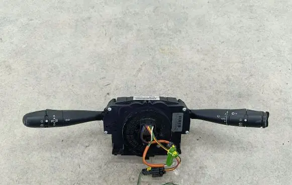 Peugeot 1007 Wiper turn signal indicator stalk/switch 96576781XTVALEO