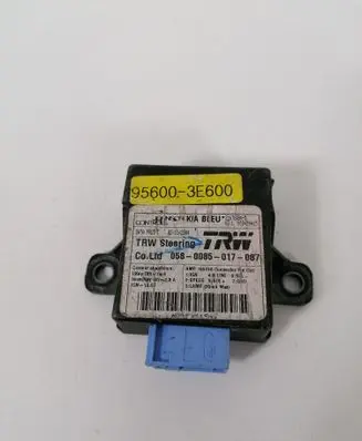 KIA Sorento Door control unit/module 956003E600