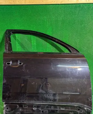 Audi Q7 4M Front door