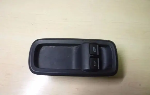 Ford Fiesta Electric window control switch 8A6T14A132FC I958