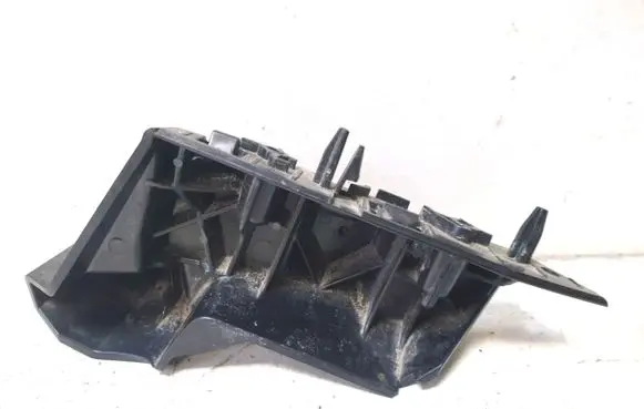 Ford Focus Fender mounting bracket JX7B17D959A1