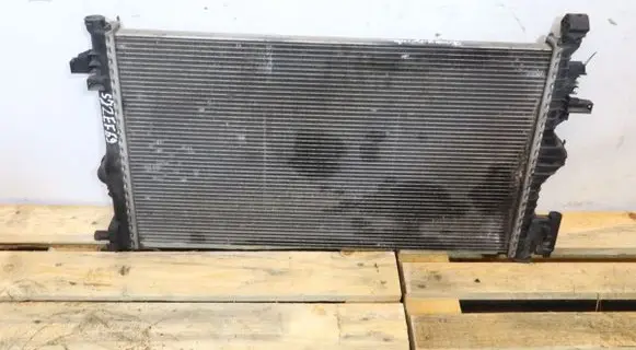 Opel Insignia A Coolant radiator