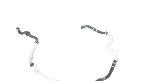 Volvo XC90 Engine coolant pipe/hose 31368128