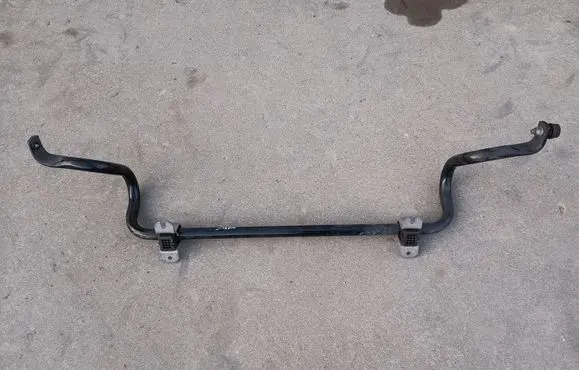 Nissan Juke II F16 Front anti-roll bar/sway bar