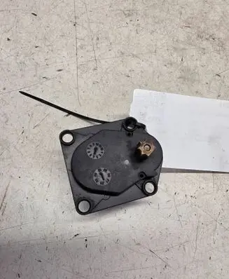 Peugeot 607 Air flap motor/actuator 657102JD