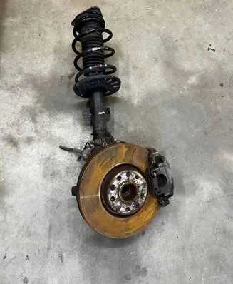Citroen DS7 Crossback Front wheel hub spindle knuckle 9827150280