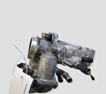 Volkswagen Golf VII Throttle valve 04L128637E 04L128063T