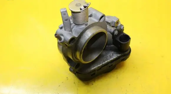 Mercedes-Benz E W210 Throttle valve