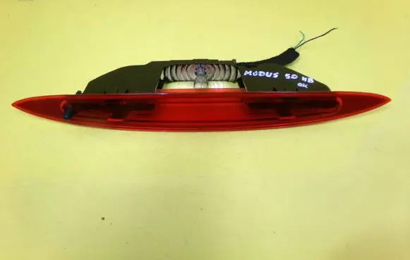 Renault Modus Third/center stoplight 