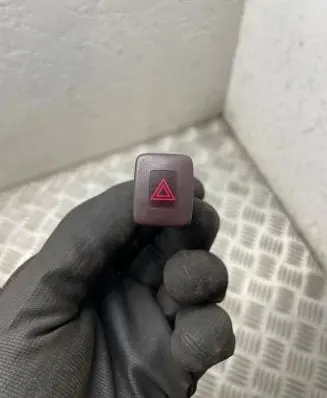 Volvo S80 Hazard light switch 30710106