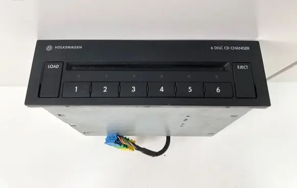 Volkswagen PASSAT B5.5 CD/DVD changer 3B7035110