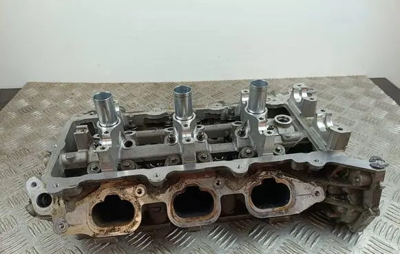 Jeep Grand Cherokee Engine head 3370329080 C151F 111000
