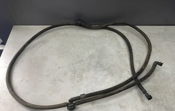 Volkswagen Transporter - Caravelle T5 Headlight washer hose/pipe 