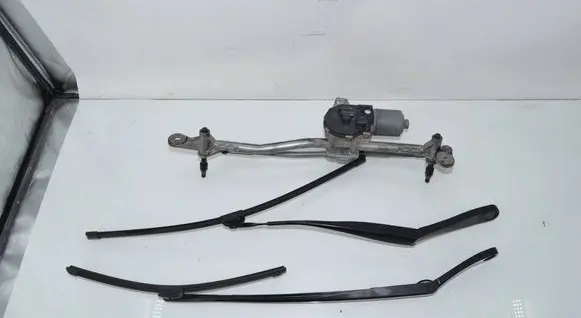 BMW 5 GT F07 Front wiper linkage and motor 7306271 61617306271 61617251300