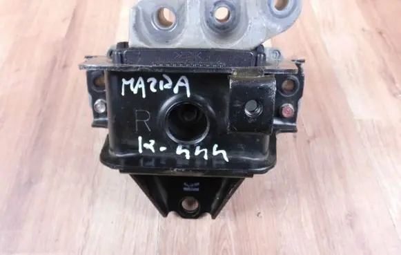 Mitsubishi Outlander Engine mount bracket 1093A111