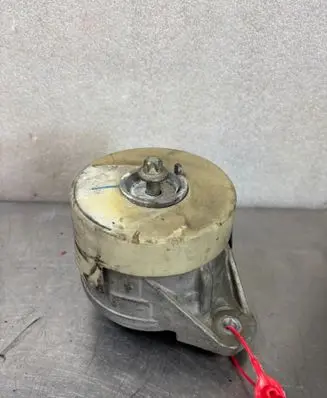 Mercedes-Benz E W213 Engine mount vacuum valve A2052405000