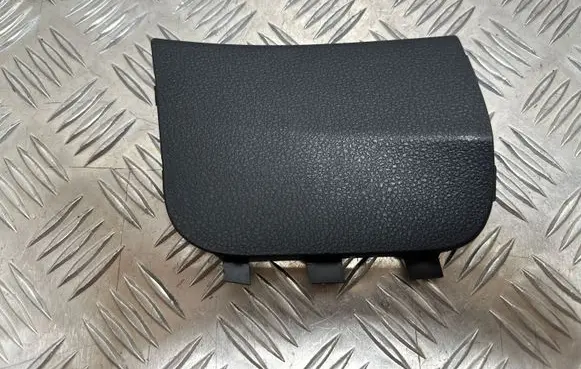 Volkswagen PASSAT B8 Tailgate/boot lid cover trim 3G9867747