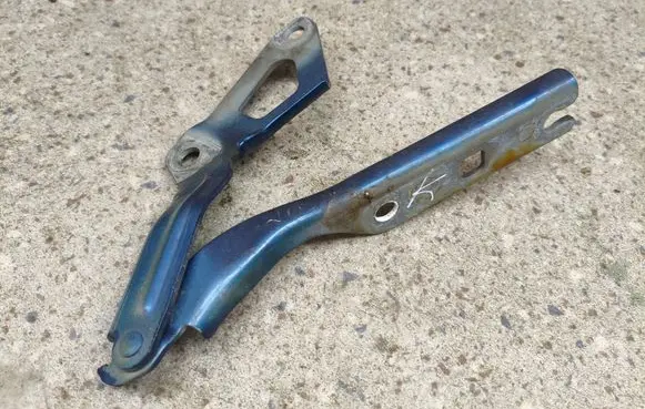 Volkswagen Tiguan Allspace Engine bonnet/hood hinges 5NN823301
