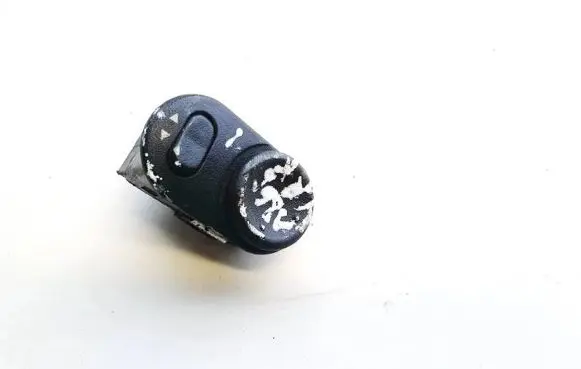 Opel Astra G Wing mirror switch 09130503