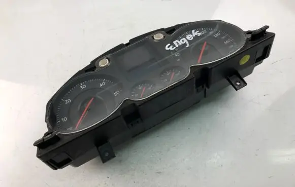 Volkswagen PASSAT B6 Speedometer (instrument cluster) A2C53145550