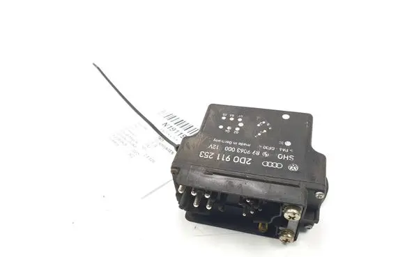 Volkswagen II LT Glow plug pre-heat relay 2D0911253