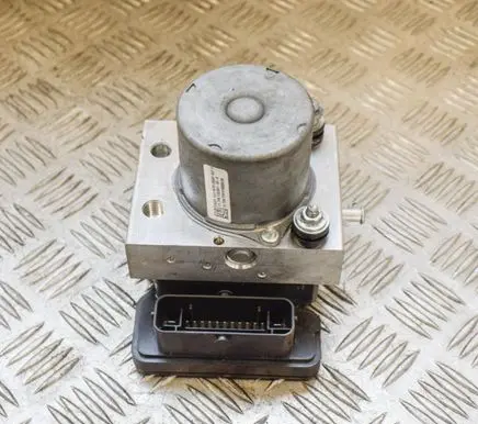 Tesla Model 3 ABS Pump 0265257793 104474100D
