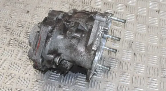 Toyota RAV 4 (XA30) Gearbox transfer box case W82 1W001