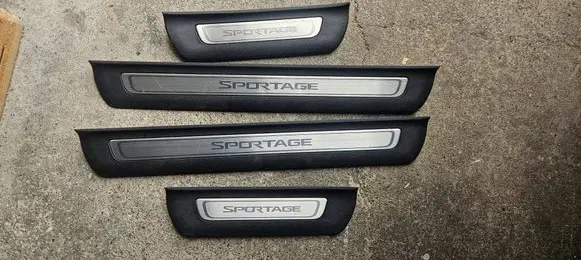 KIA Sportage Front sill trim cover 85874F1500