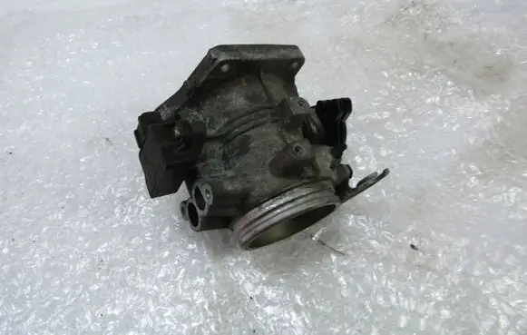 BMW 3 E36 Electric throttle body valve 1432059