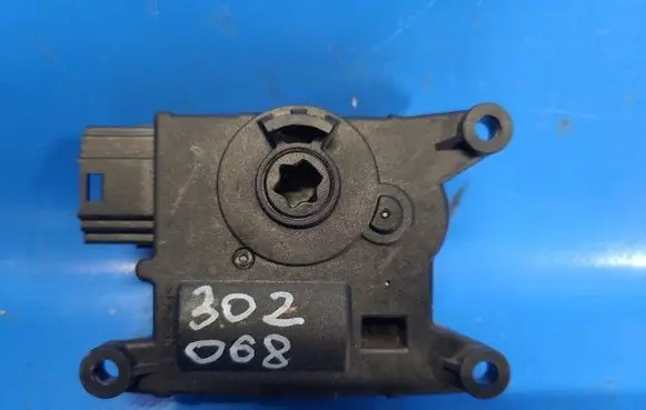 Mazda MX-5 ND Air flap motor/actuator T43003AA