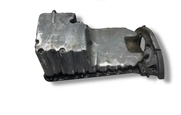 Mercedes-Benz Vito Viano W639 Oil sump 6460140402