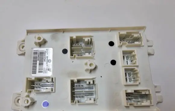 Chrysler Pacifica BSM Control unit 68222875AF P68222875AF