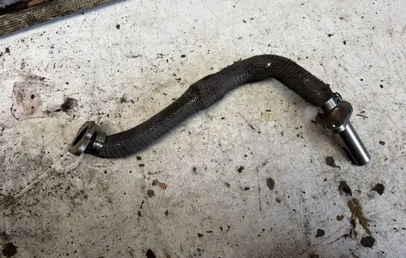 BMW 3 E90 E91 EGR valve line/pipe/hose 7563242