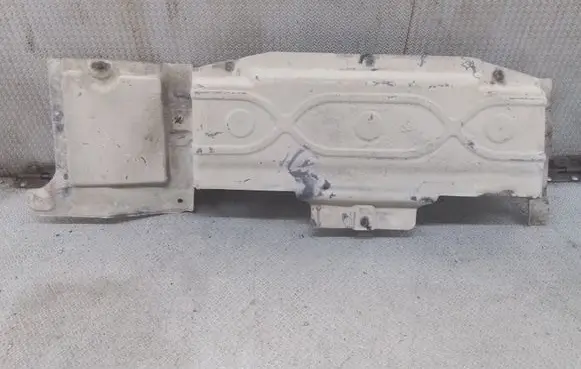 Volkswagen Transporter - Caravelle T5 Fuel tank bottom protection 