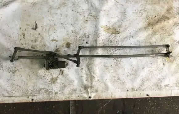 Peugeot 308 Front wiper linkage and motor 9683542880