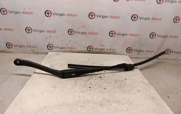 Mercedes-Benz E W212 Front wiper blade arm A2128201344