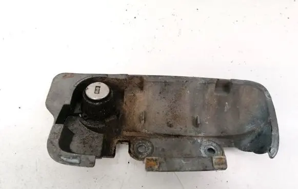 Opel Zafira A Front door lock (next to the handle) 