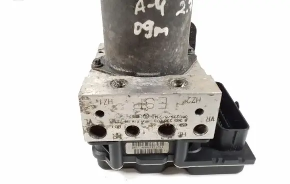 Audi A4 S4 B8 8K ABS Pump 8K0907379P