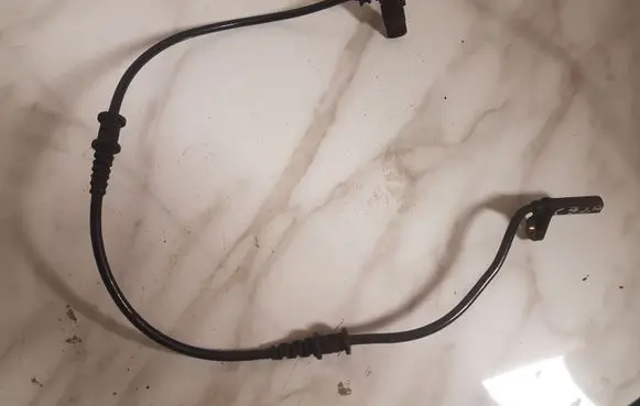 Mercedes-Benz C W203 ABS brake wheel speed sensor A2035400417 1473Q04