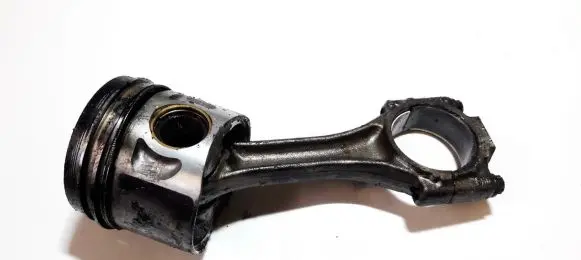 Volkswagen PASSAT B5 Piston with connecting rod 045c