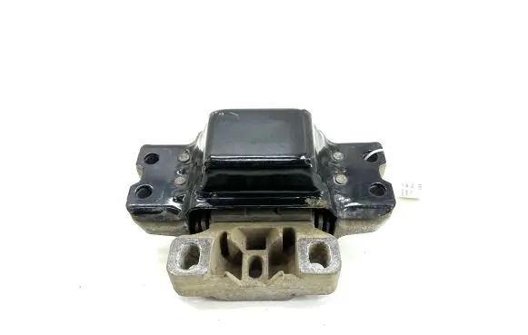 Audi A3 S3 A3 Sportback 8P Engine mount bracket 1K0199555