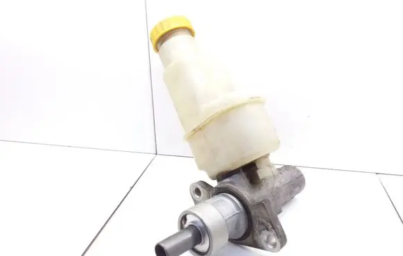 Lancia Kappa Master brake cylinder 32066582