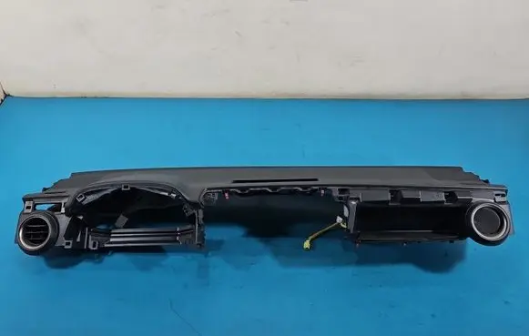 Toyota RAV 4 (XA40) Dashboard IMPRK1563042