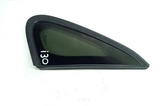 Hyundai i30 Rear side window AA0681F339