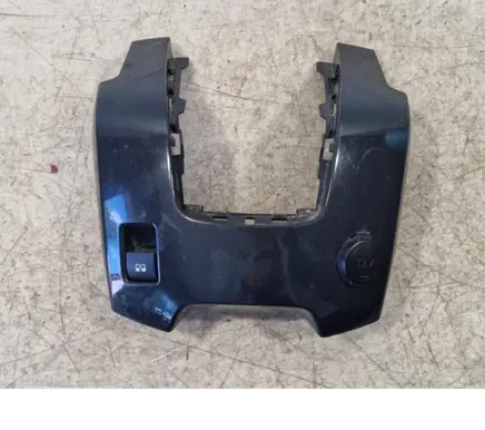 Peugeot 5008 Dashboard center trim panel 9686404177