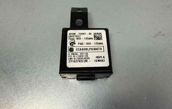 Jaguar F-Pace Ignition lock AH4N15607AE 28227917 CCAB09LP0300T0